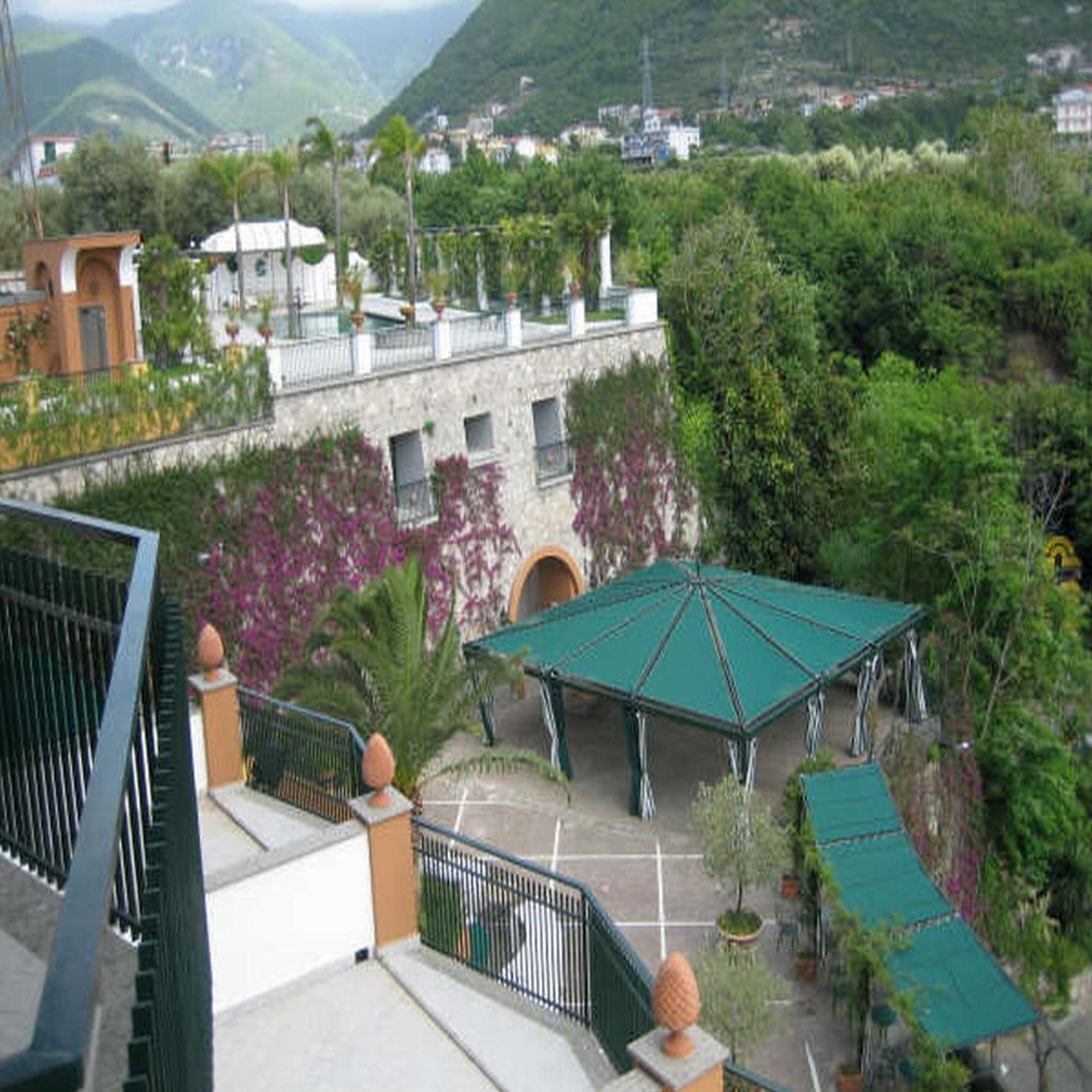 Hotel Dei Congressi カステッランマーレ・ディ・スタービア エクステリア 写真