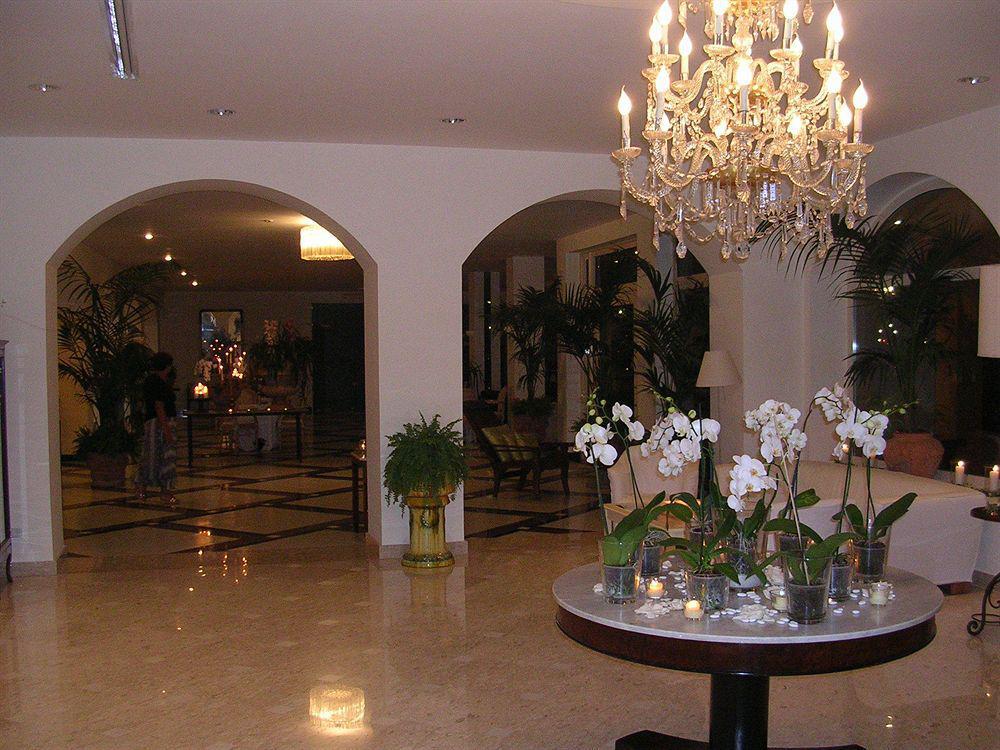 Hotel Dei Congressi カステッランマーレ・ディ・スタービア エクステリア 写真